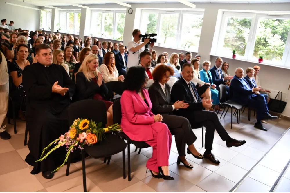 4 180 uczniów i przedszkolaków. Tak duży jest miejski rok szkolny.