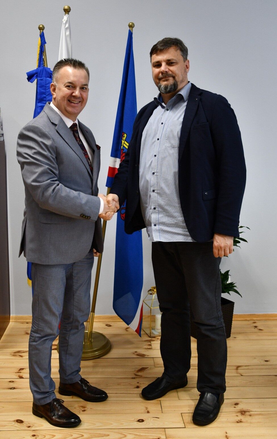 Przedstawiciele placówki i miasta podczas spotkania